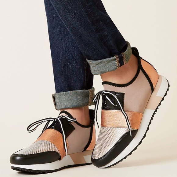 steve madden antics sneakers gold